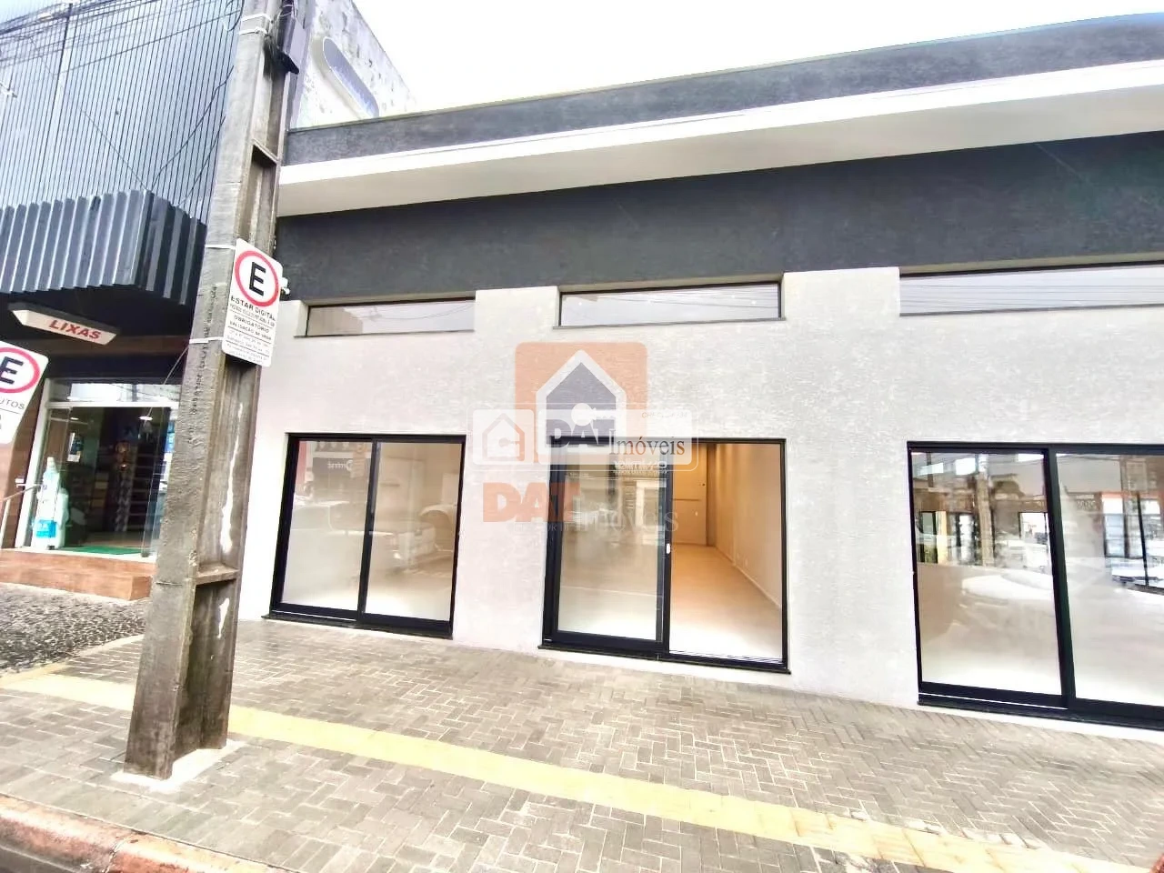 Sala Comercial Para Locação No Centro