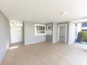 <strong>Sobrado para locação no condomínio Vida Sadia- Uvaranas</strong>