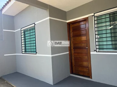 Casa Semimobiliada Para Locação No Bairro Cará Cará