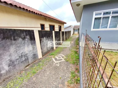 Casa Para Locação Em Uvaranas