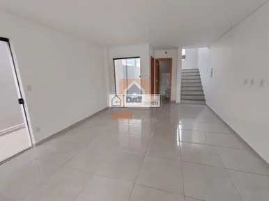 Sobrado à Venda No Cará Cará