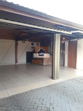 Casa à Venda No Bairro De Oficinas