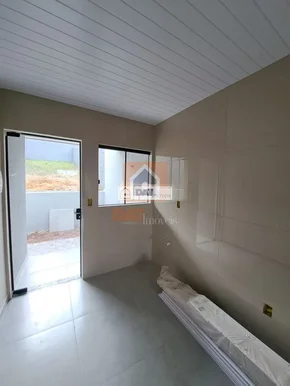 Casa à Venda No Contorno