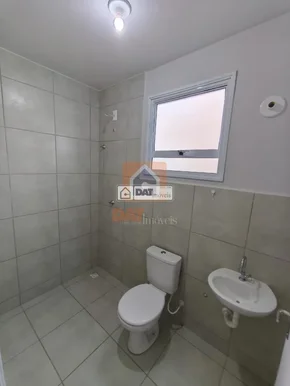 Casa Para Locação No Bairro Neves