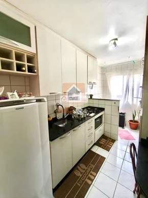 Apartamento Semimobiliado à Venda No Estrela