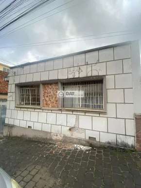 <strong>Terreno no centro</strong>