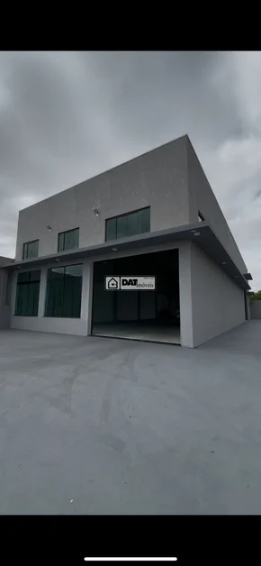 Barracão No Bairro Orfãs