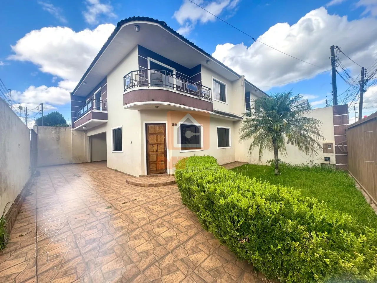 Sobrado De Esquina Para Locação Em Oficinas 