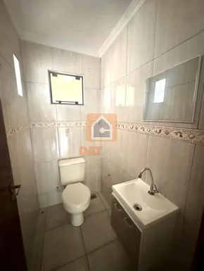 Sobrado De Esquina Para Locação Em Oficinas 