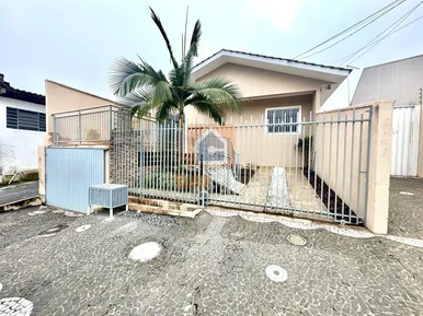 Casa Semimobiliada Para Locação Em órfãs 