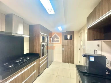 Apartamento Mobiliado Para Locação No Centro 