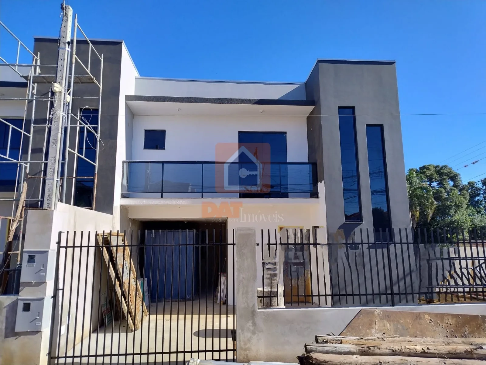 Sobrado De Esquina à Venda No Jardim Carvalho