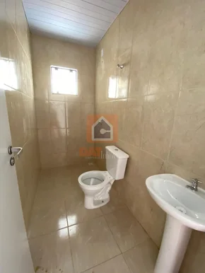 Casa à Venda No Bairro Cará-cará 