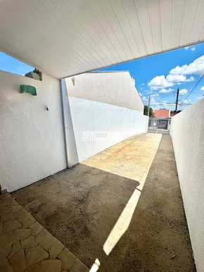 Casa Para Locação Em Uvaranas