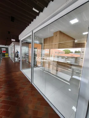 Sala Comercial Nova Rússia