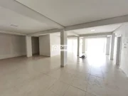 <strong>Sala Comercial no Centro</strong>