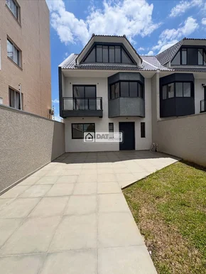 <strong>Triplex no Jardim Carvalho</strong>