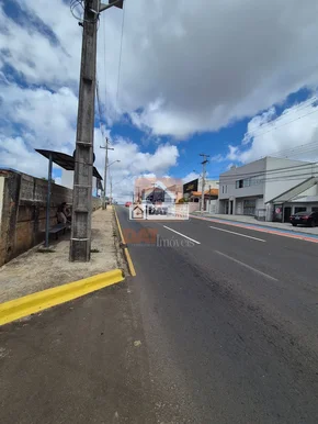 <strong>Imóvel comercial em Uvaranas</strong>