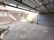 <strong>Casa de esquina para locação no centro</strong>