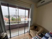 <strong>Sobrado à venda em Uvaranas</strong>