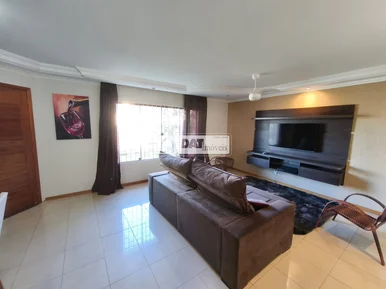 Casa Mobiliada Para Locação Em Uvaranas