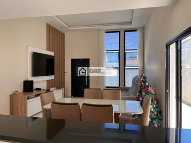 Casa à Venda Em Uvaranas