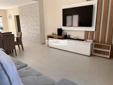 Casa à Venda Em Uvaranas