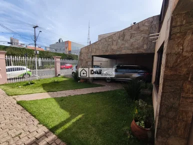 Sobrado Comercial à Venda No Centro