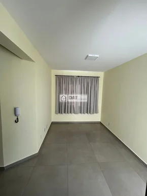 Apartamento Semimobiliado Para Locação No Centro