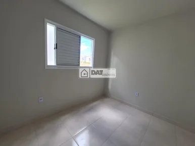 Casa Para Locação No Bairro Neves