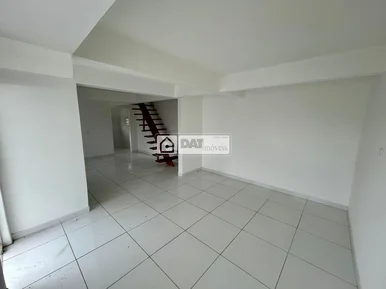 Sobrado Para Locação No Bairro Colônia Dona Luiza
