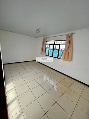 Casa Semi Mobiliada Para Locação No Bairro Contorno