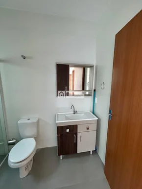Casa Para Locação No Bairro Boa Vista