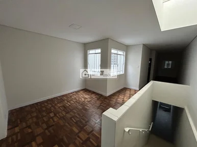 Apartamento Semi-mobiliado Para Locação No Centro
