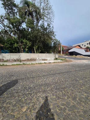 <strong>Terreno a venda em Uvaranas</strong>