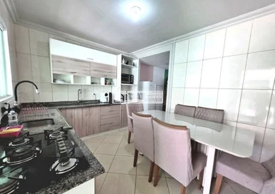 Casa á Venda No Bairro Jardim Carvalho