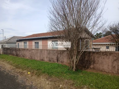 Casa Para Locação No Bairro Boa Vista