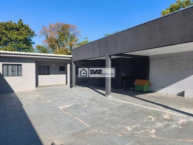 <strong>Casa comercial para locação na Nova Rússia</strong>