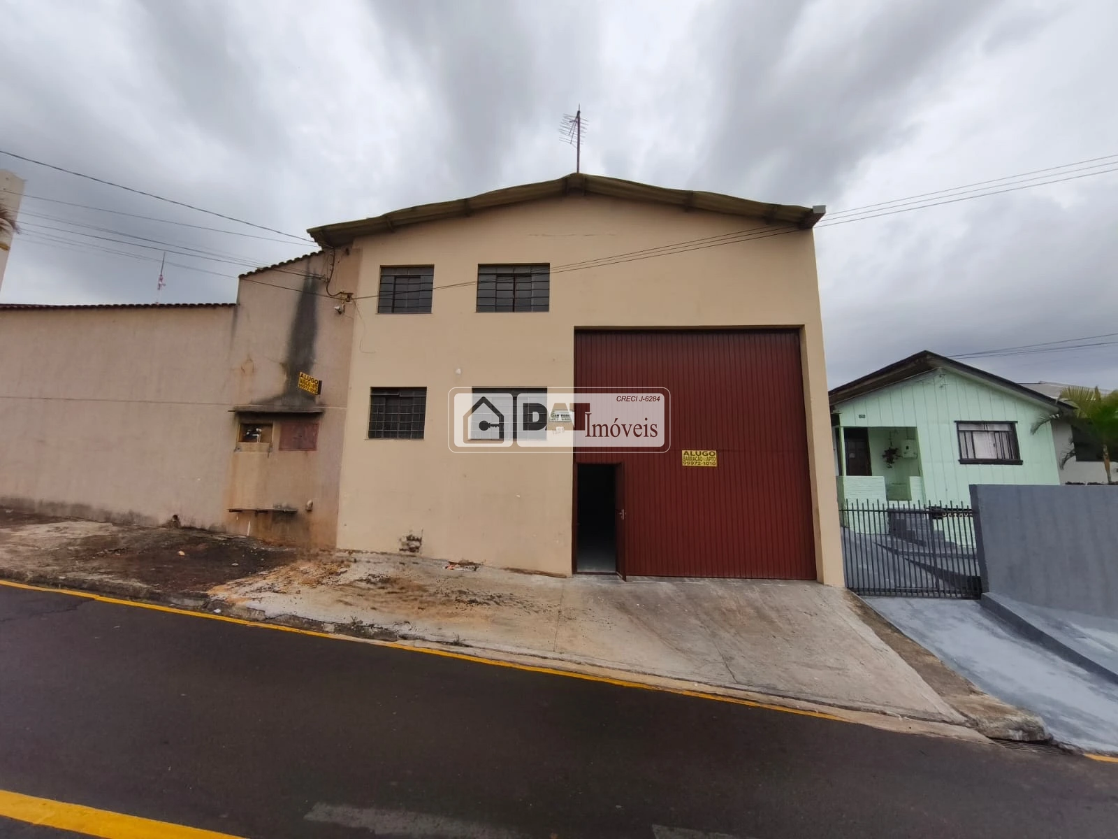 Barracão Para Locação No Centro
