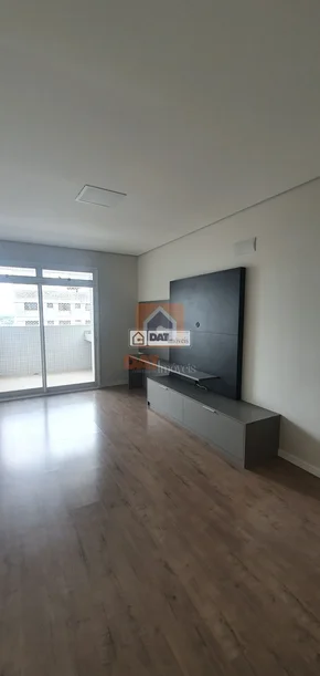 <strong>Apartamento para locação no Edifício Rembrandt</strong>