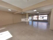 <strong>Sala comercial em Órfãs</strong>