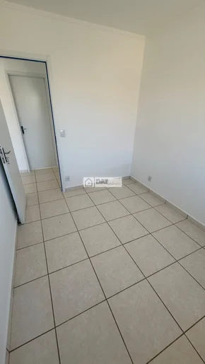 Casa Para Locação No Residencial Violeta Neves