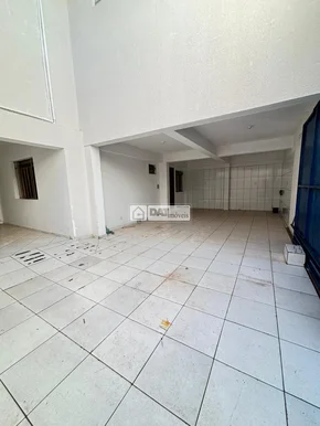 Imóvel Comercial E Residencial No Bairro Contorno