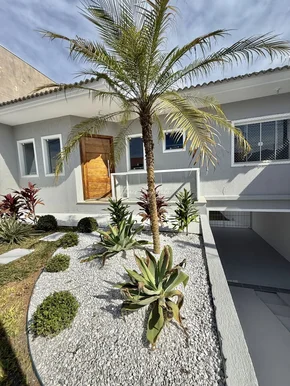Sobrado á Venda - Jardim Canaã