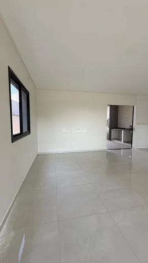 Sobrado á Venda  -  Jardim Carvalho