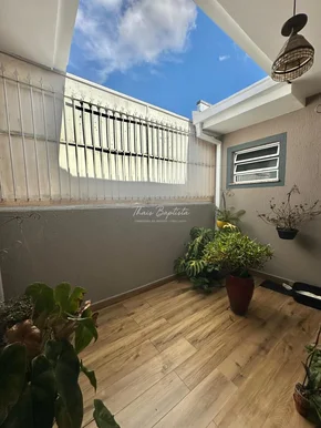 Casa à Venda - Jardim América