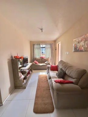 Casa á Venda  - Vila Borato