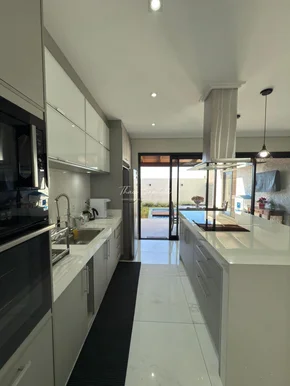 Condomínio Ecoville - Casa  Térrea  à Venda - Contorno