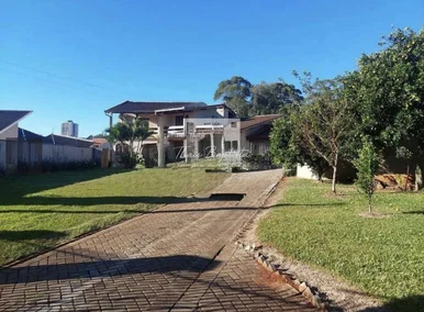 Casa à Venda - Colônia Dona Luiza
