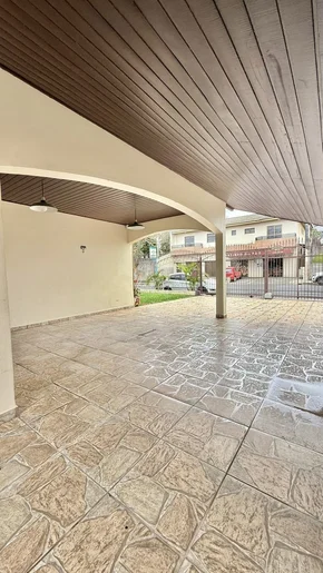 Casa à Venda - Uvaranas